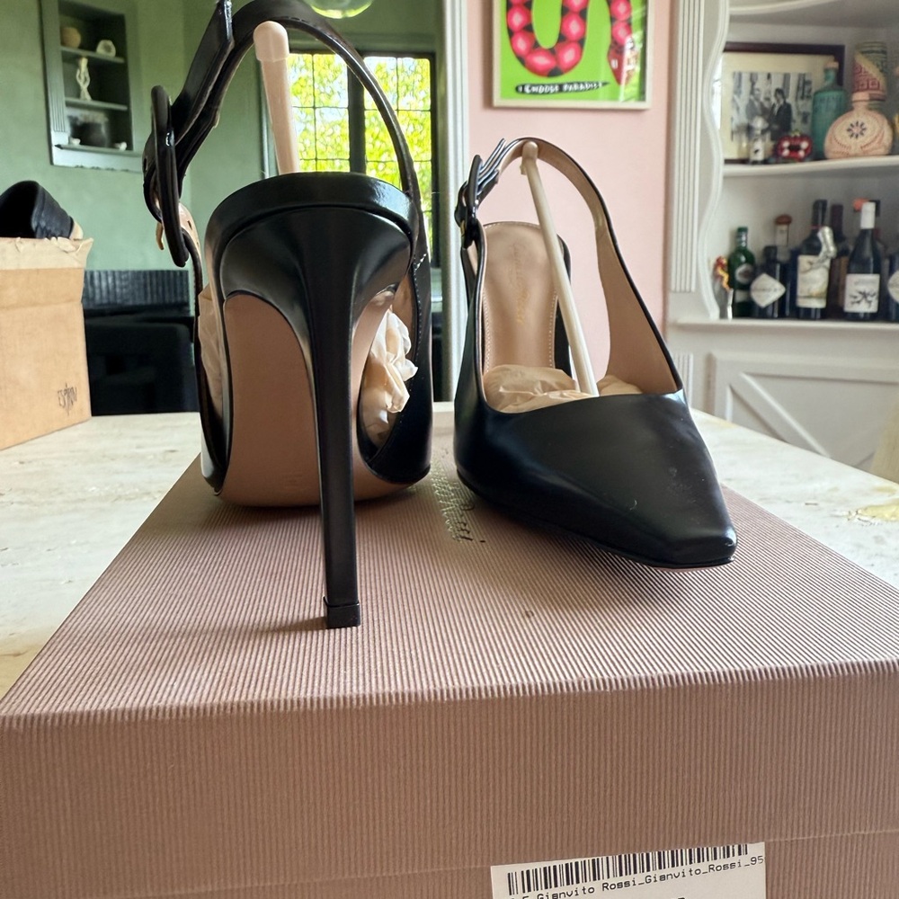 Gianvito Rossi‎ Black Heels Square-Toe Slingback - Picture 3 of 4